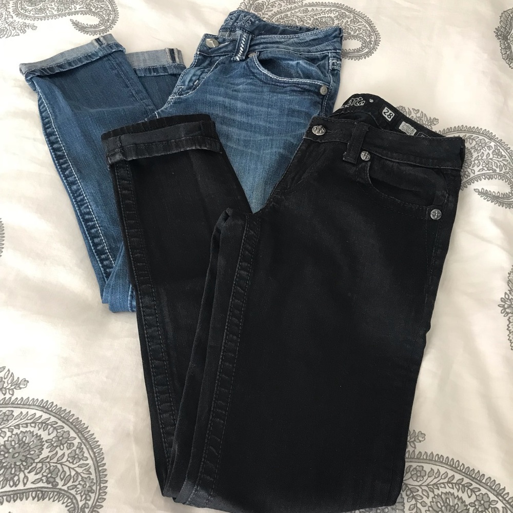 Lot of 2 pair of Miss Me Jeans